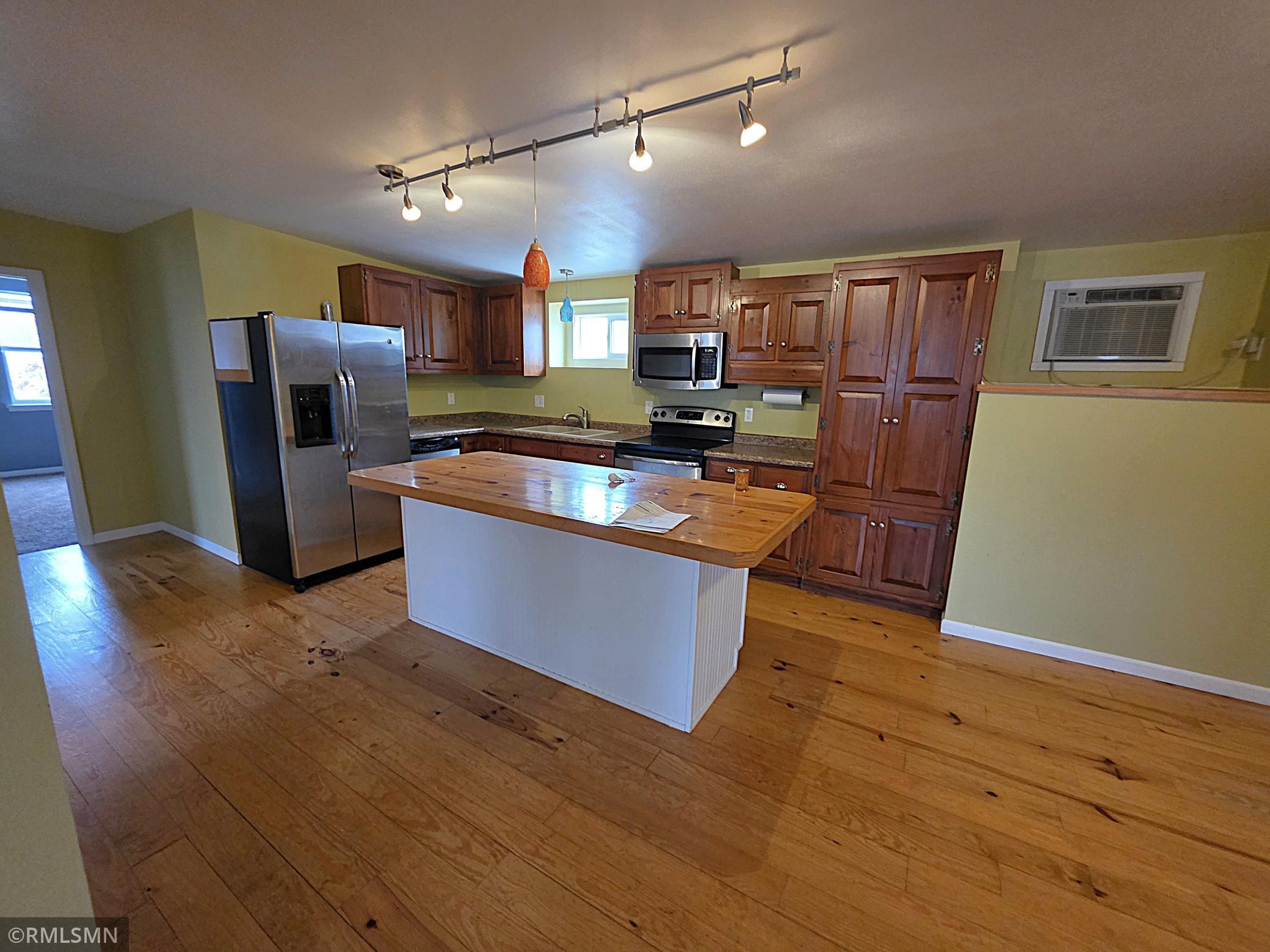 206 2nd Avenue, Unit A Osceola, WI 54020 - Photo 5 of 23