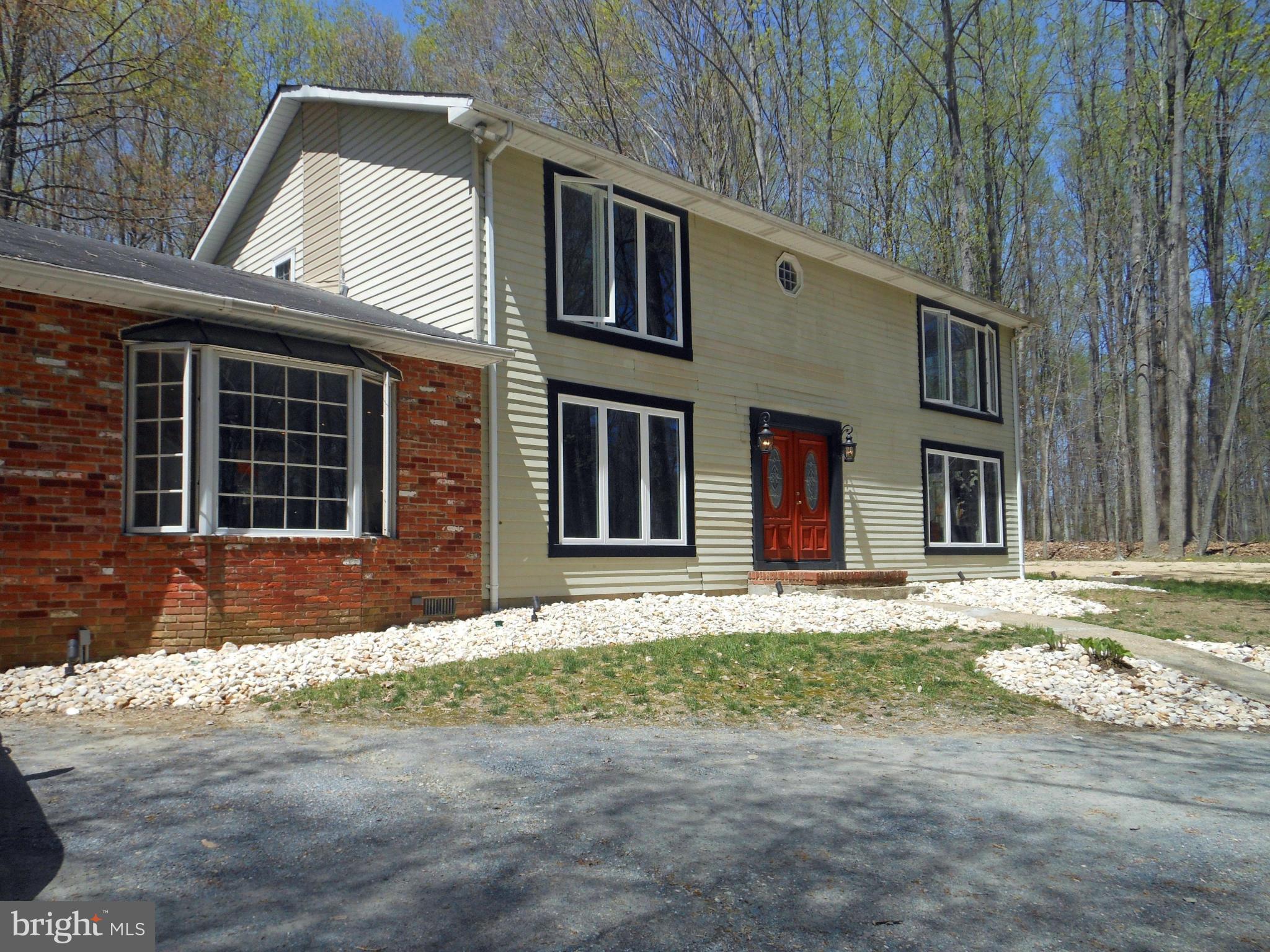 56 Wallace Manor Road Edgewater, MD 21037 - Photo 22 of 26 Don't let this colonial facade fool you!!