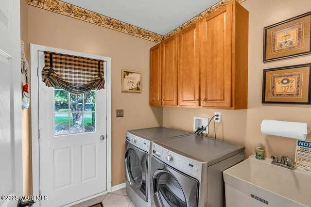 $1,275,000 | 375 Peter Forman Drive, Freehold, NJ 07728