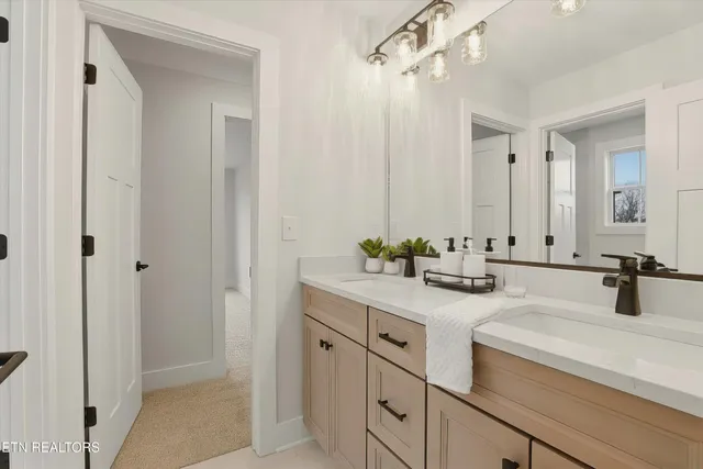 $1,074,900 | 8167 Nubbin Ridge Road, Knoxville, TN 37919