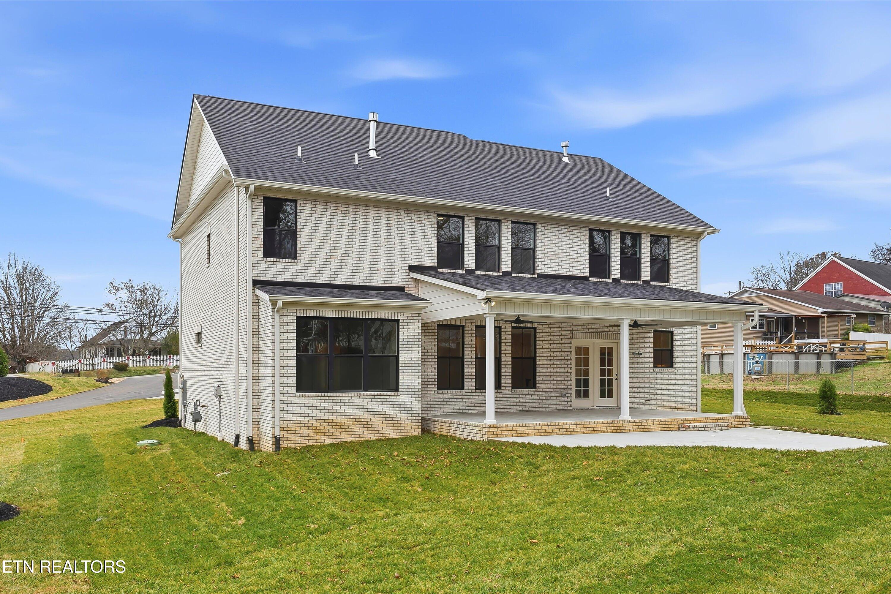 8167 Nubbin Ridge Road Knoxville, TN 37919 - Photo 6 of 34 38-8167 Nubbin Ridge Rd-38