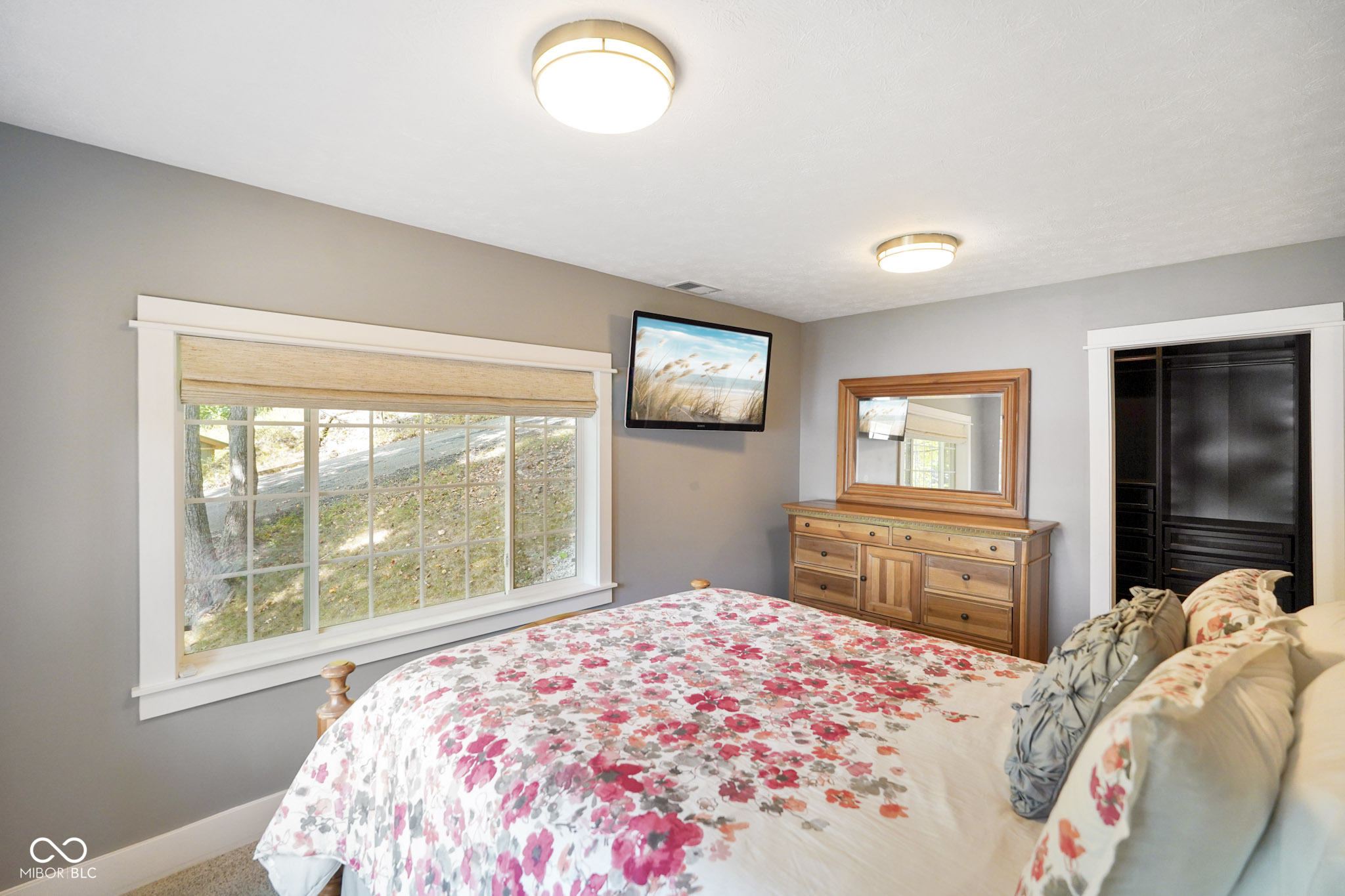 9378 Derrett Road Unionville, IN 47468 - Photo 17 of 37