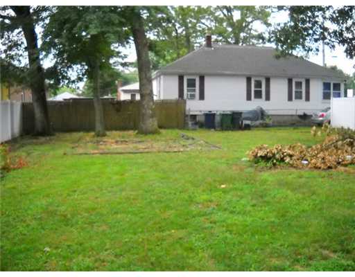 176 Vernon Street Warwick, RI 02889 - Photo 18 of 18 Yard/Garden.