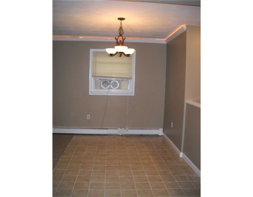 176 Vernon Street Warwick, RI 02889 - Photo 8 of 18 Dining Room.