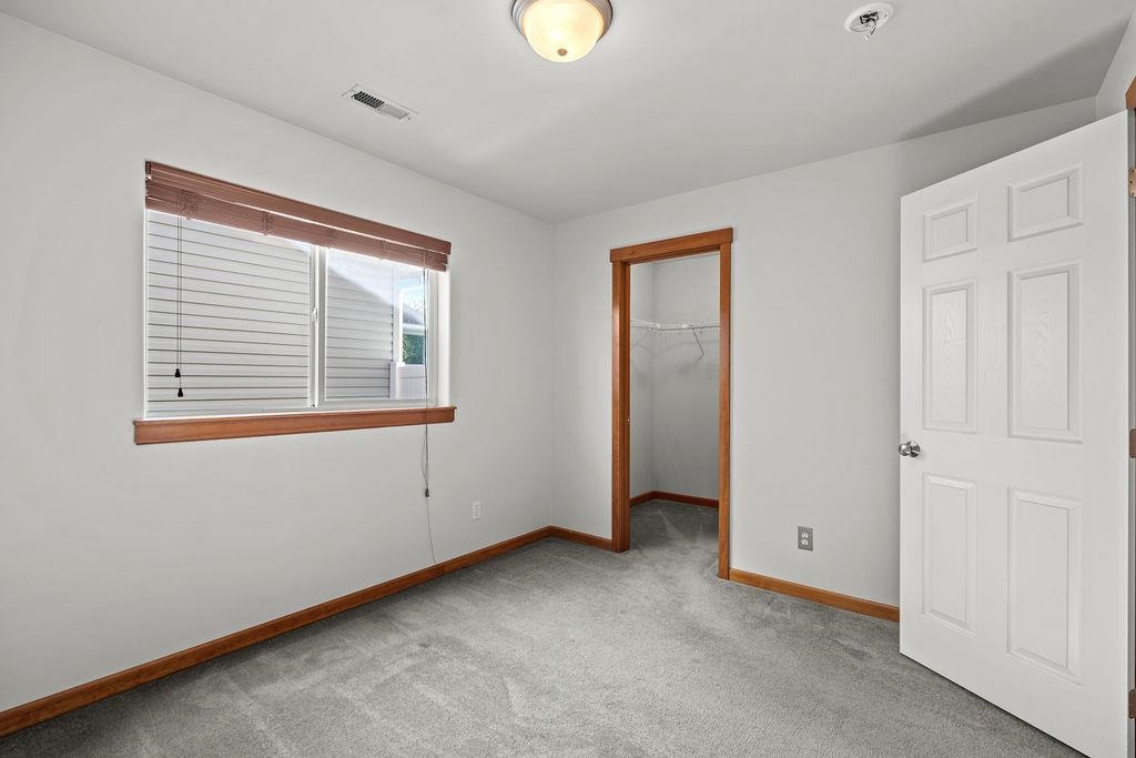 1915 North Cavalier Road Liberty Lake, WA 99016 - Photo 16 of 33