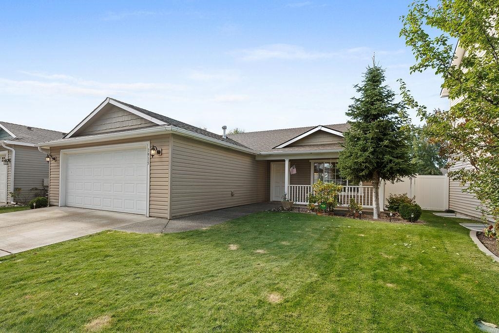 1915 North Cavalier Road Liberty Lake, WA 99016 - Photo 2 of 33