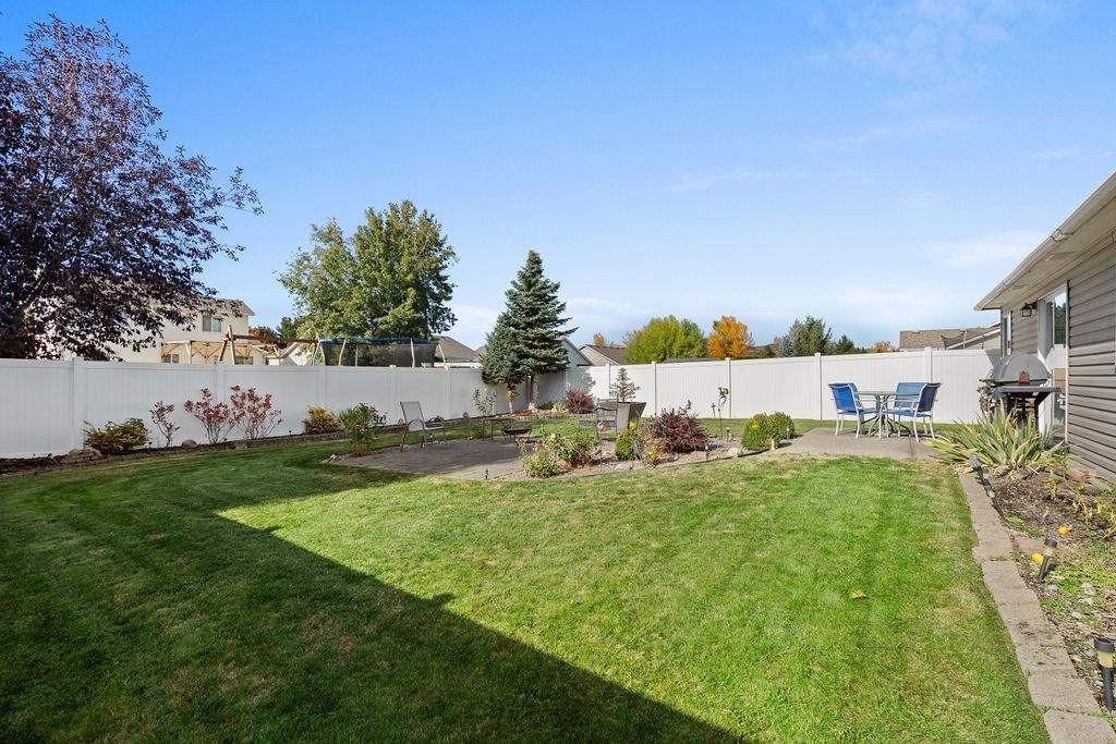 1915 North Cavalier Road Liberty Lake, WA 99016 - Photo 29 of 33