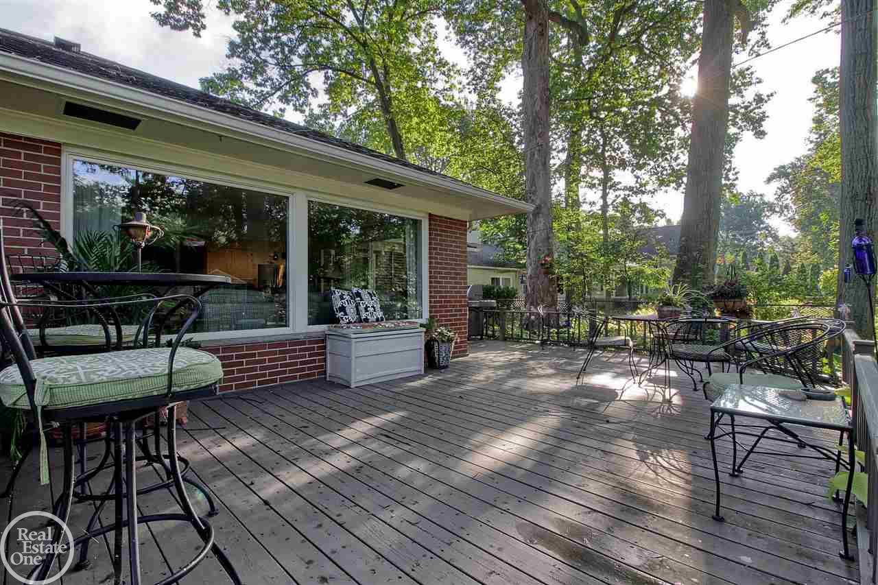 311 Cloverly Road Grosse Pointe Farms, MI 48236 - Photo 28 of 34
