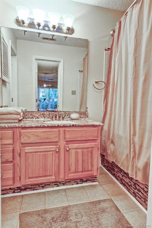 5011 Sharon Road, Unit A Charlotte, NC 28210 - Photo 13 of 18 Gallery Image 13