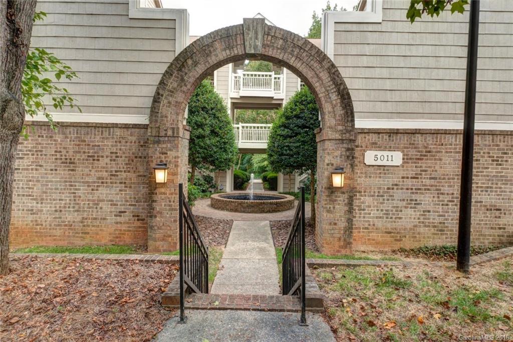 5011 Sharon Road, Unit A Charlotte, NC 28210 - Photo 3 of 18 Gallery Image 3