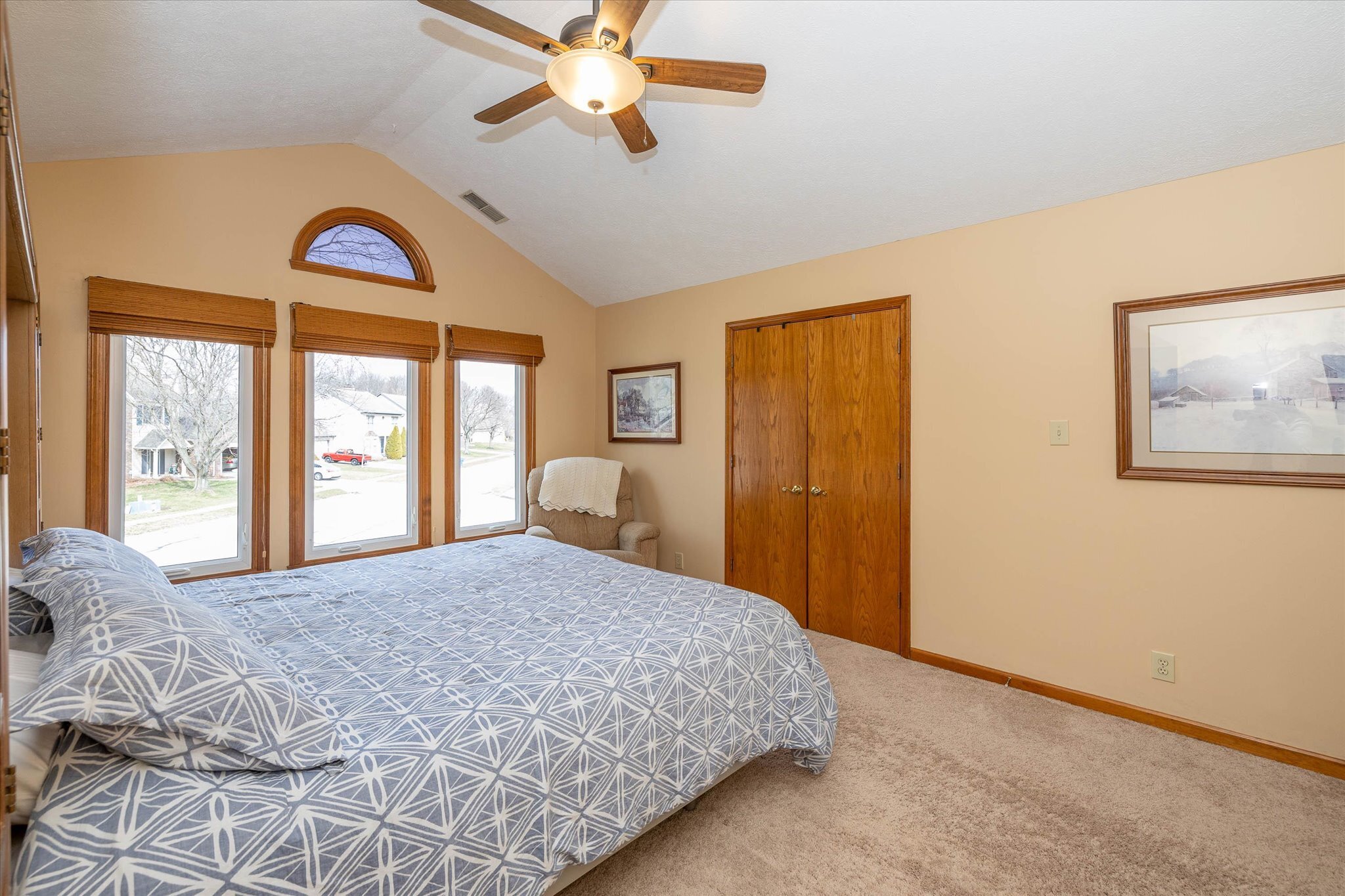 7701 Hidden Ridge Fishers, IN 46038 - Photo 18 of 36 Gallery Image 18