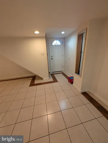 $1,300 | 9000 Colesville Road, Silver Spring, MD 20910