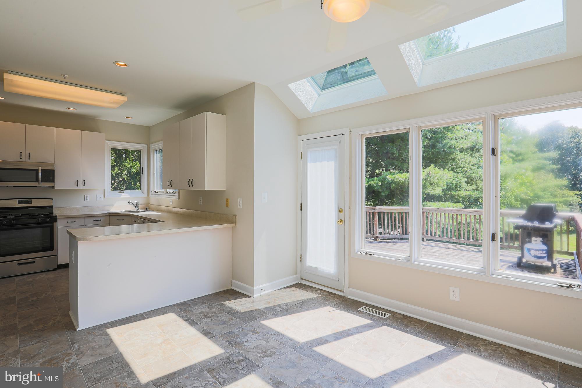 100 Lancefield Road Baltimore, MD 21209 - Photo 14 of 28 Gallery Image 14
