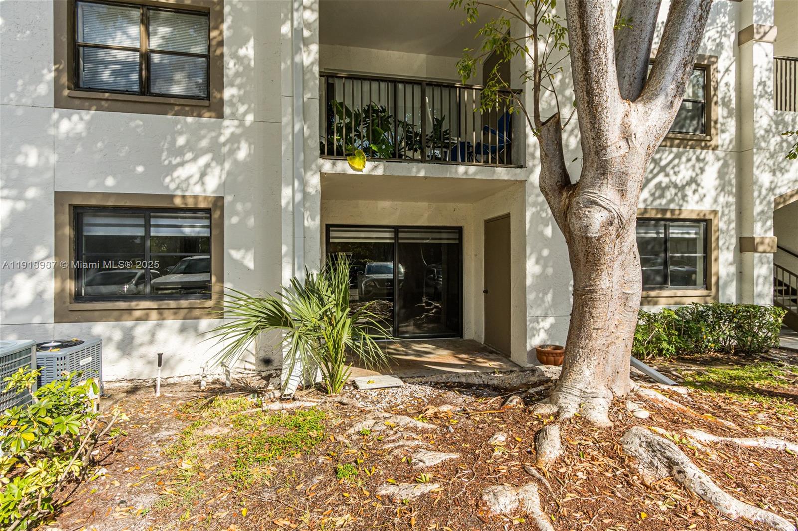 650 South Park Road, Unit 135 Hollywood, FL 33021 - Photo 7 of 24