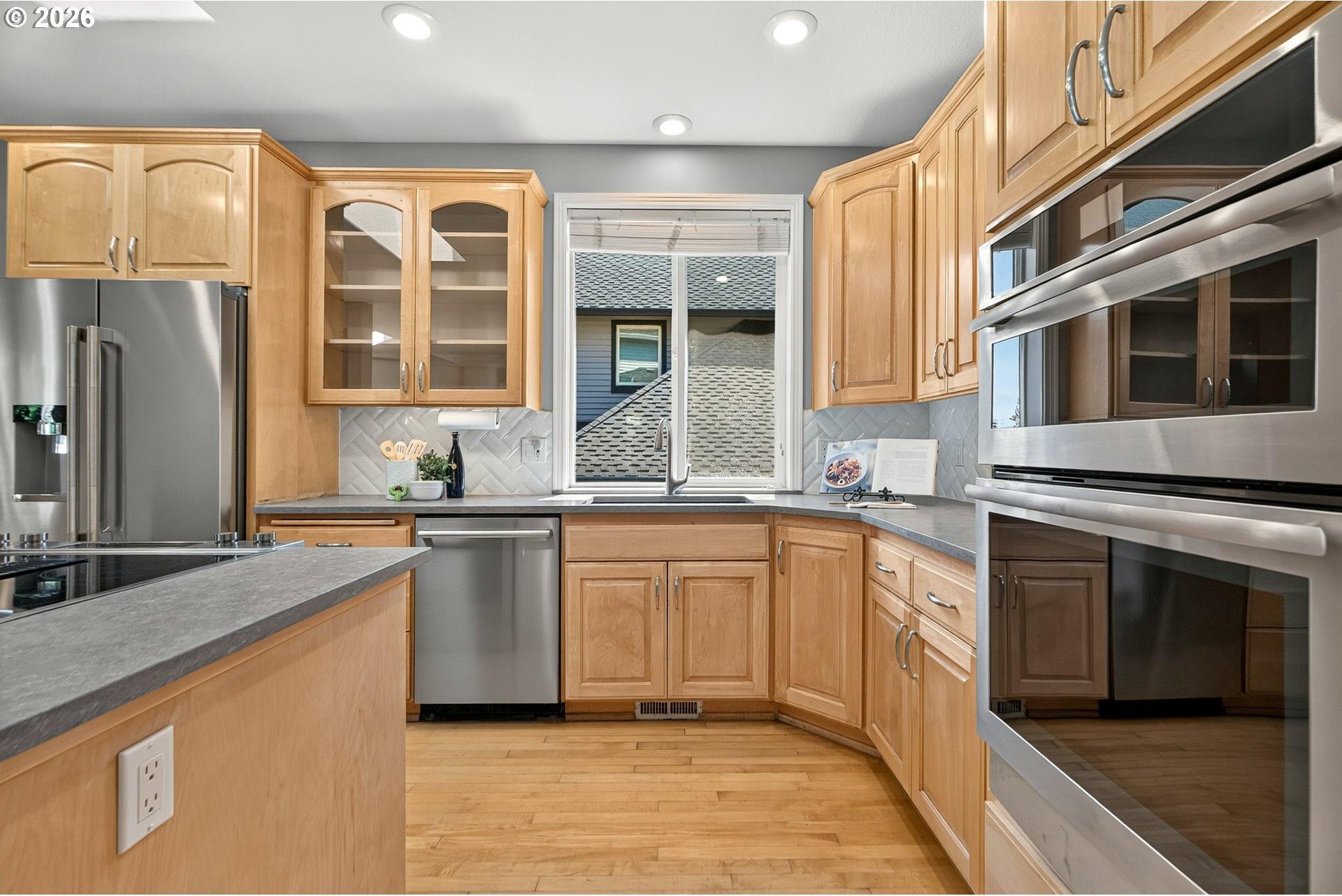 2480 Southwest 75th Terrace Portland, OR 97225 - Photo 12 of 48 Gallery Image 12