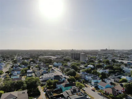 $369,000 | 1816 Ursuline Street, Galveston, TX 77550