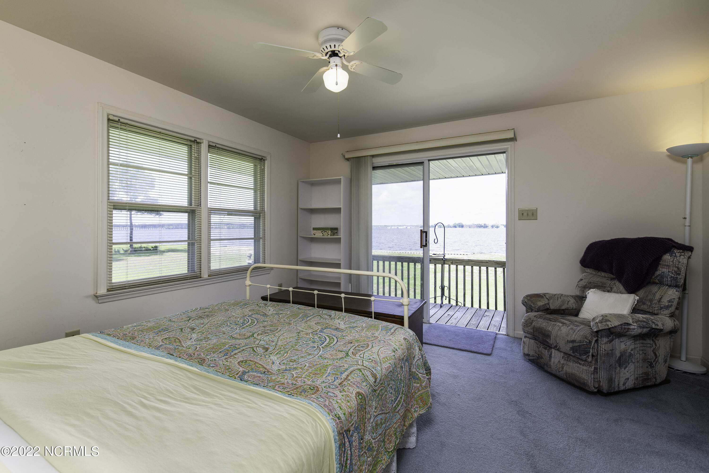 435 Riverside Drive New Bern, NC 28560 - Photo 38 of 76 Bedroom 3