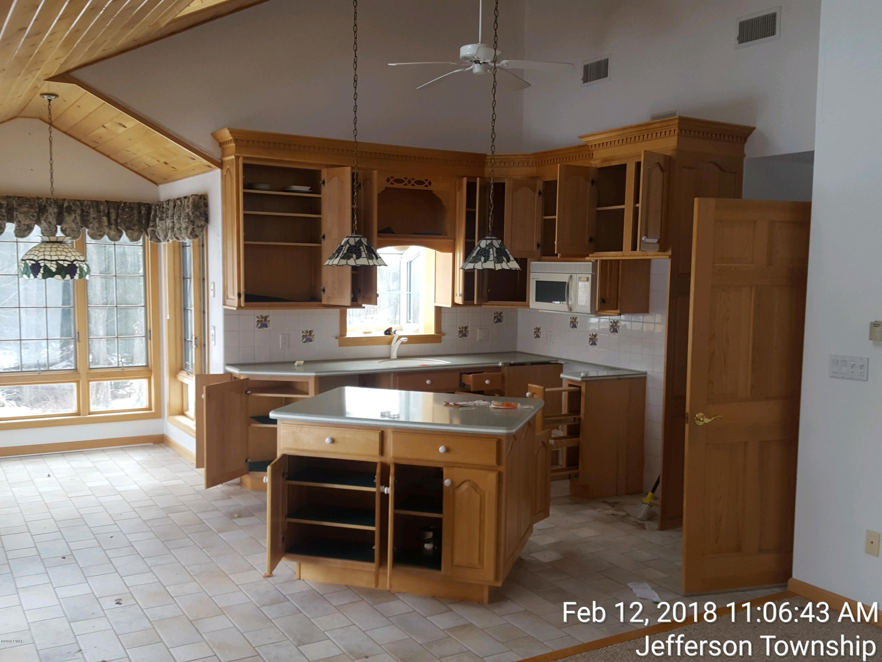 819 Lake Spangenberg Road Lake Ariel, PA 18436 - Photo 5 of 14 spangenberg kitchen