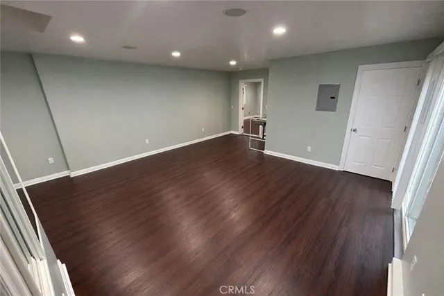 $5,995 | 7817 Nagle Avenue, North Hollywood, CA 91605