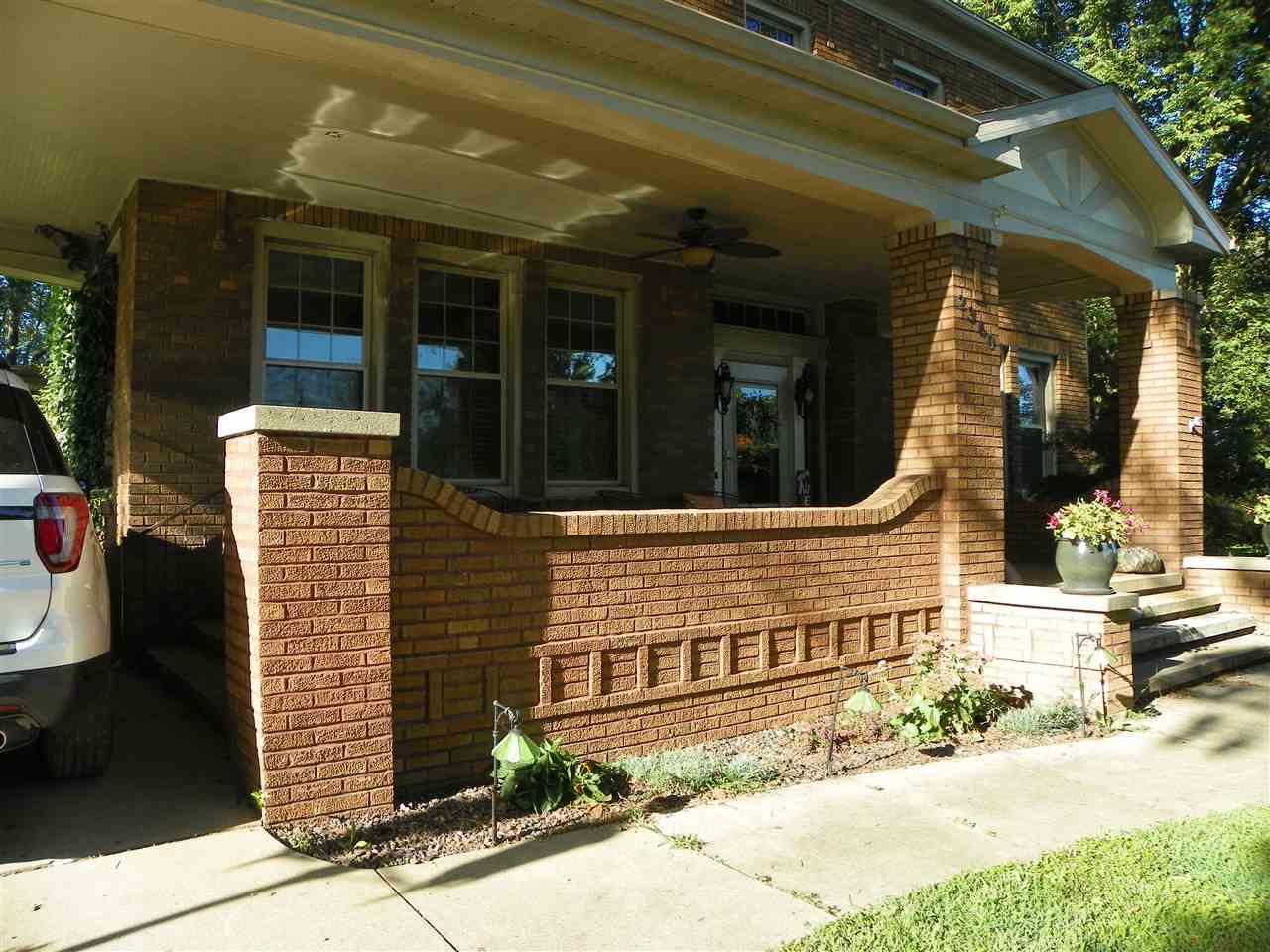 2360 Mound Road Jacksonville, IL 62650 - Photo 11 of 36