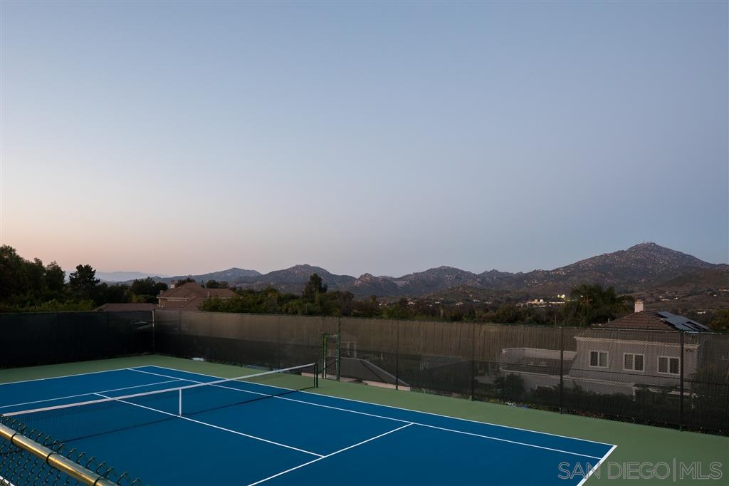 15913 Overview Road Poway, CA 92064 - Photo 22 of 25