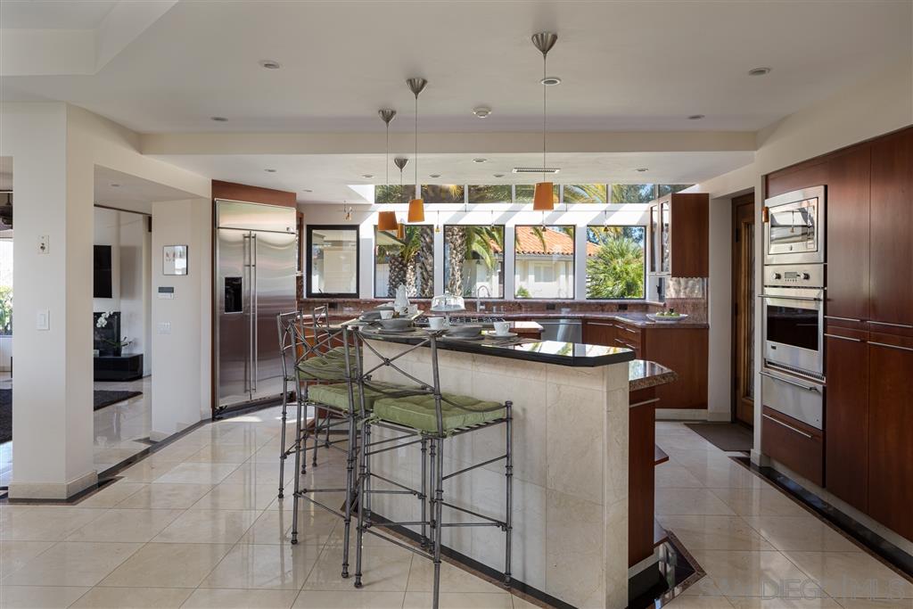 15913 Overview Road Poway, CA 92064 - Photo 10 of 25