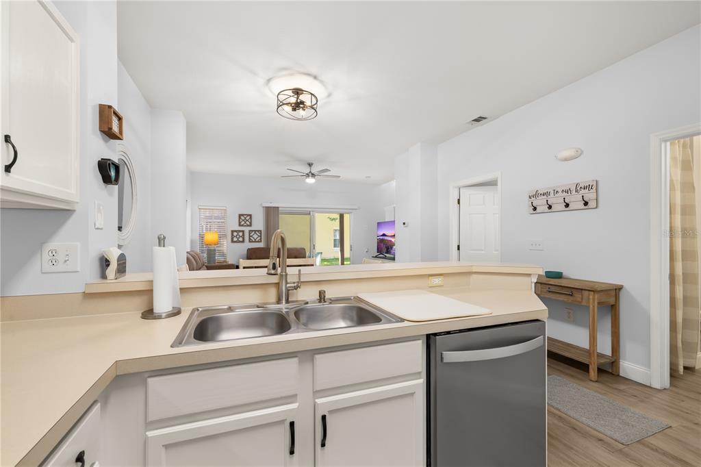 8424 Crystal Cove Loop Kissimmee, FL 34747 - Photo 7 of 41