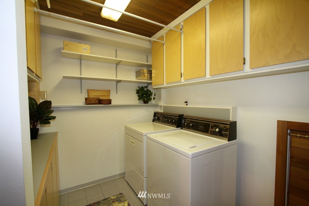 8302 188th Street Southwest Edmonds, WA 98026 - Photo 20 of 25 Gallery Image 20