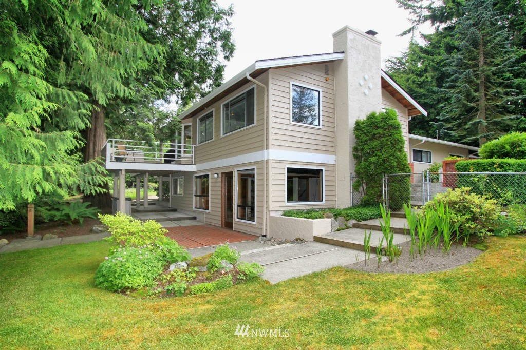 8302 188th Street Southwest Edmonds, WA 98026 - Photo 24 of 25 Gallery Image 24
