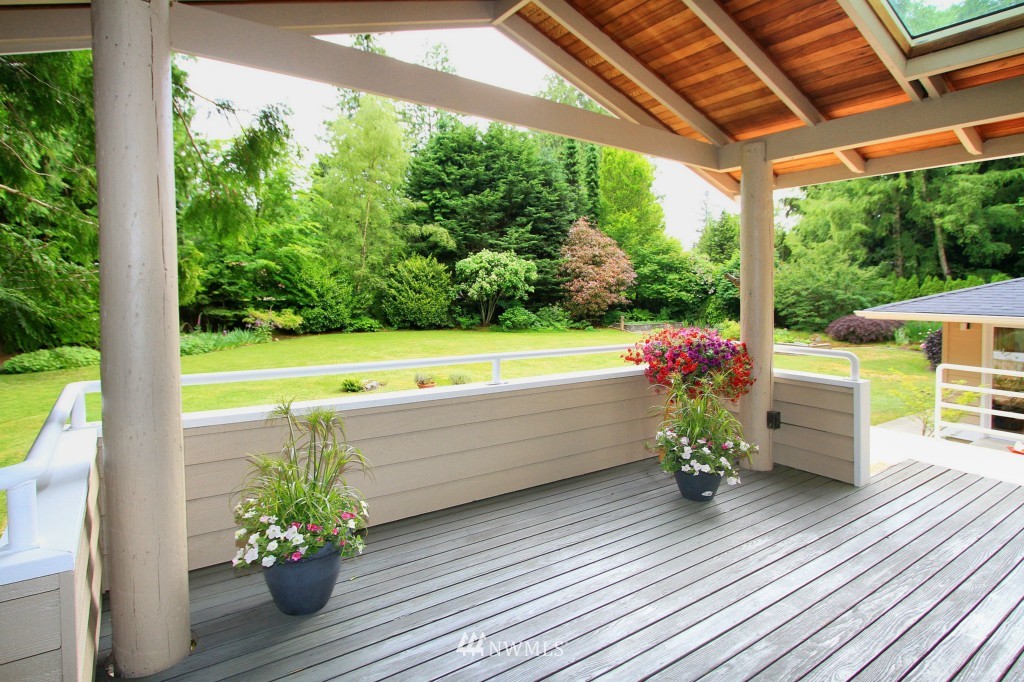 8302 188th Street Southwest Edmonds, WA 98026 - Photo 9 of 25 Gallery Image 9
