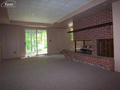 513 Morrish Road Flushing, MI 48433 - Photo 11 of 17 20238089-10.JPG