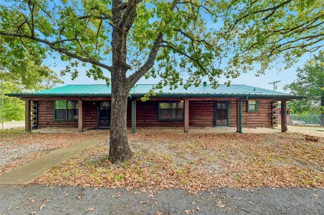 $325,000 | 3557 Highway 69, Denison, TX 75021