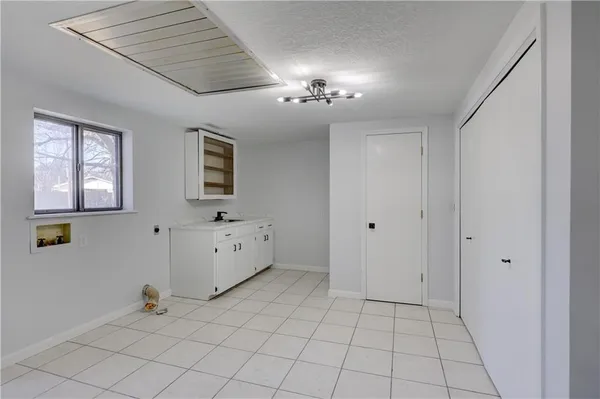 $210,000 | 425 North Idaho Avenue, Columbus, KS 66725