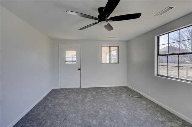 $220,000 | 425 North Idaho Avenue, Columbus, KS 66725