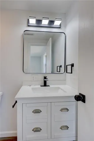 $220,000 | 425 North Idaho Avenue, Columbus, KS 66725