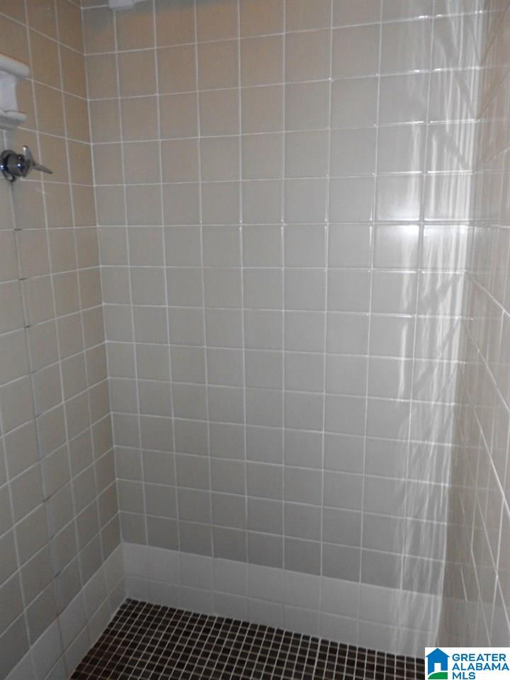 3127 Lancaster Court, Unit 3127D Homewood, AL 35209 - Photo 16 of 25