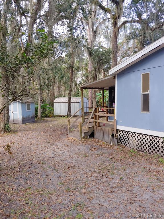 4198 Liza Clinton Road Edgewater, FL 32141 - Photo 9 of 10 Gallery Image 9