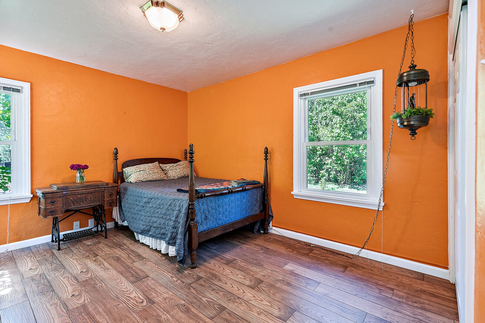 2833 Lower River Road Grants Pass, OR 97526 - Photo 20 of 60 2nd Bedroom!