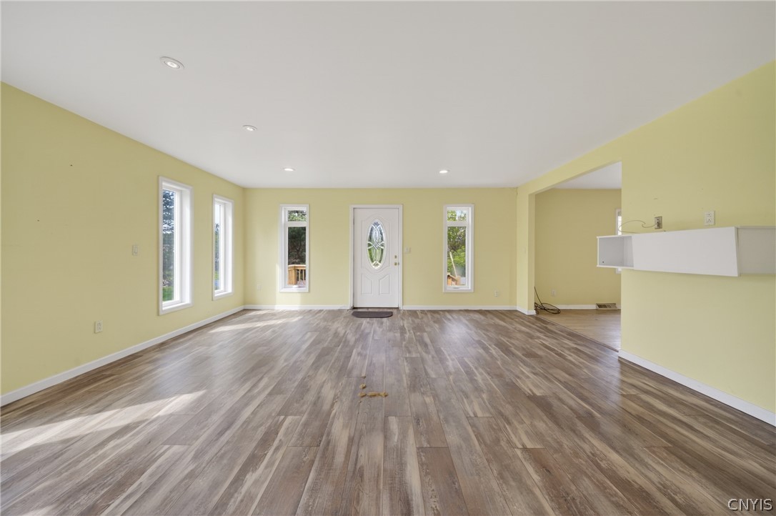 340 Chesbro Road Schroeppel, NY 13132 - Photo 9 of 39