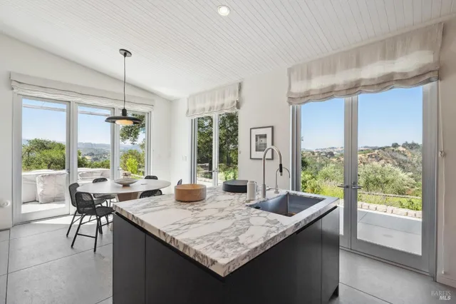 $44,000,000 | 13414 Chalk Hill Road, Healdsburg, CA 95448