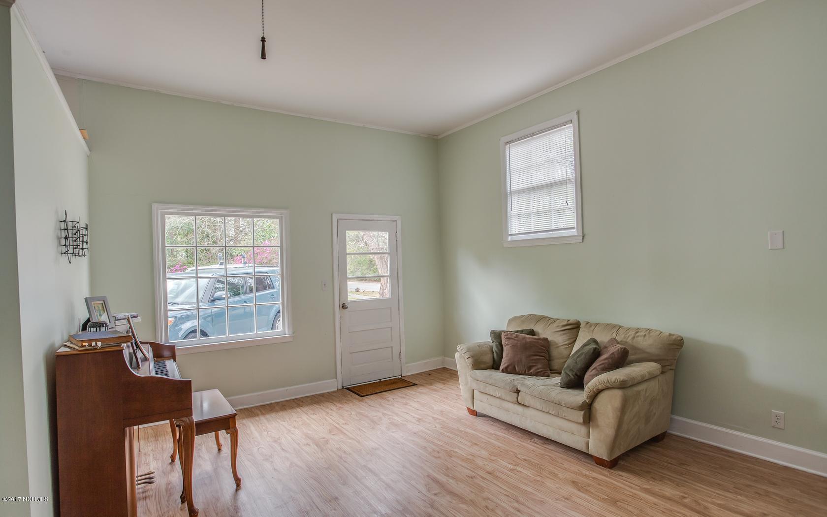 3810 Edgewood Road Wilmington, NC 28403 - Photo 18 of 43 22