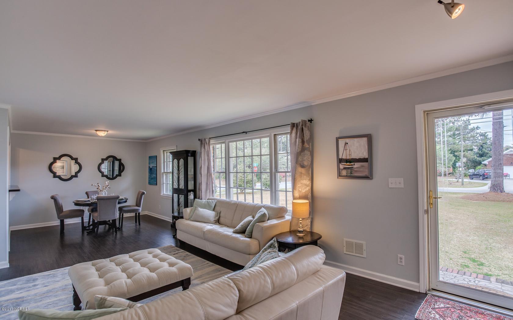 3810 Edgewood Road Wilmington, NC 28403 - Photo 3 of 43 3