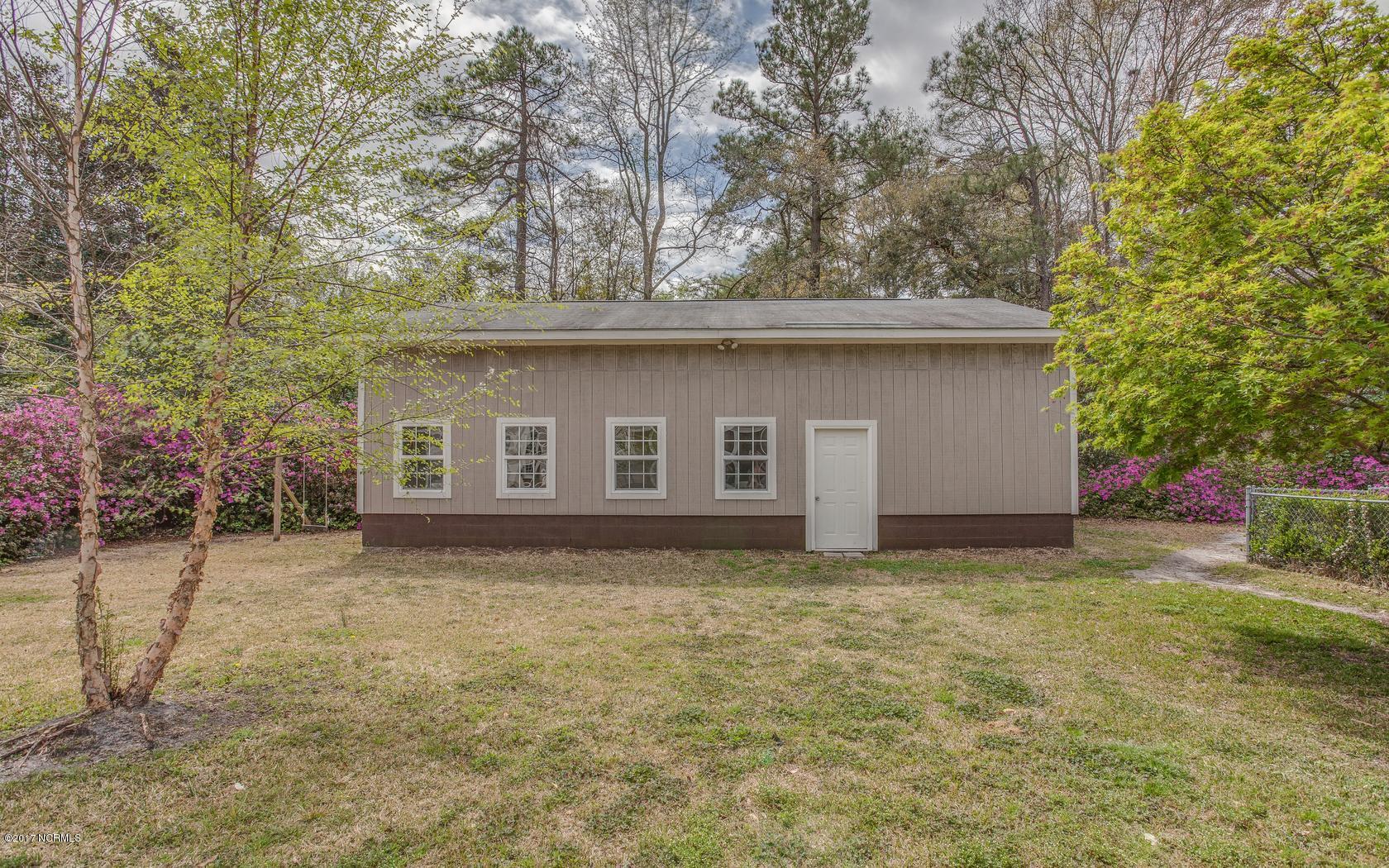 3810 Edgewood Road Wilmington, NC 28403 - Photo 38 of 43 49