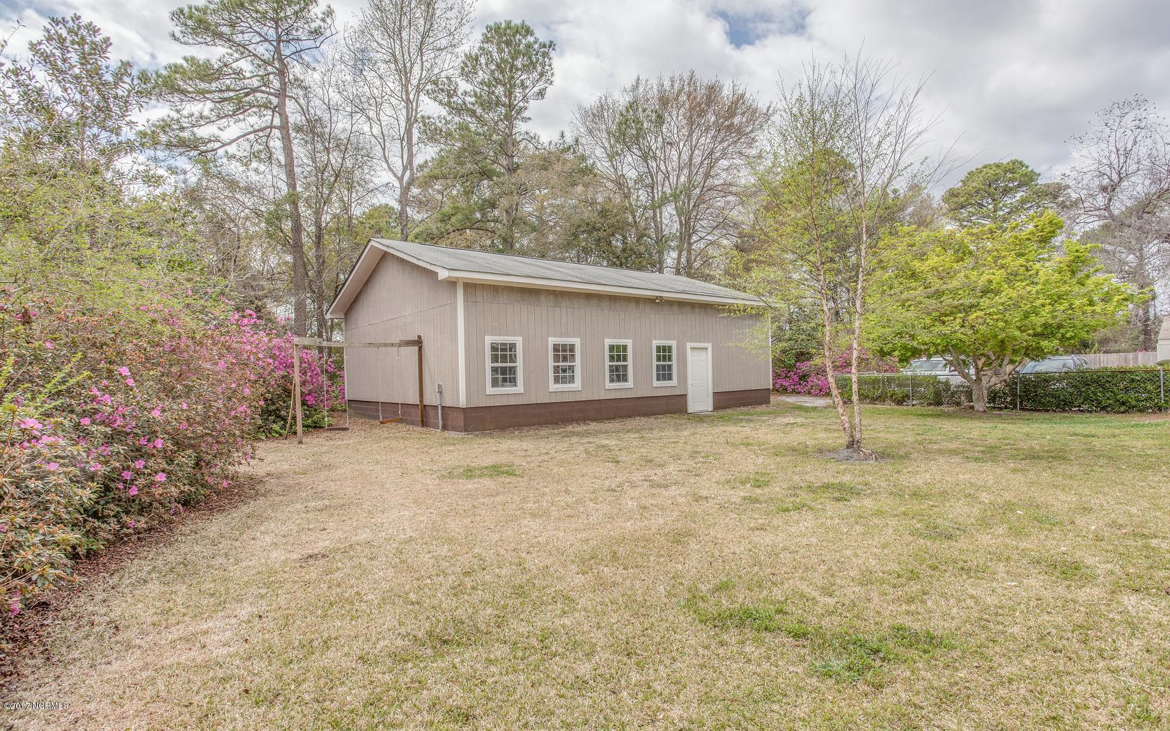 3810 Edgewood Road Wilmington, NC 28403 - Photo 40 of 43 53
