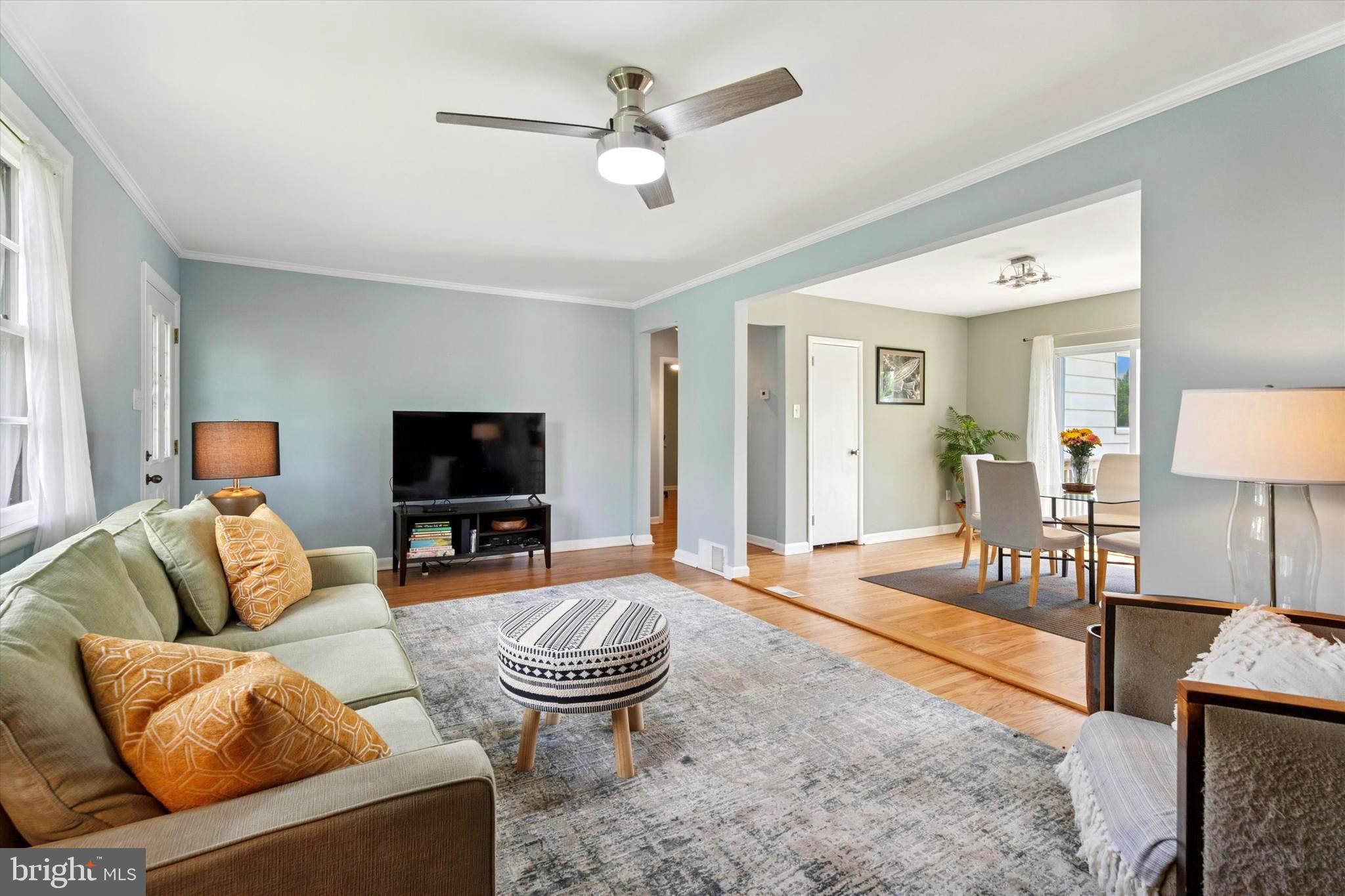 303 Prichard Lane Wallingford, PA 19086 - Photo 4 of 25