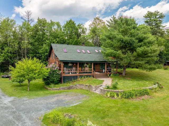 $525,000 | 25 Rogers Way, Canaan, NH 03741