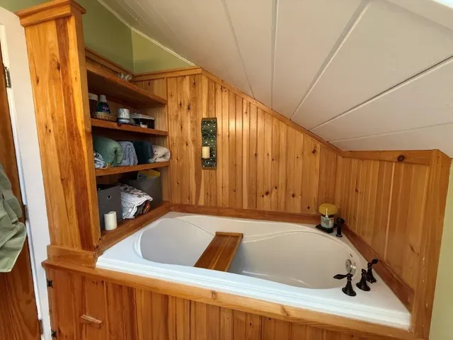 $525,000 | 25 Rogers Way, Canaan, NH 03741