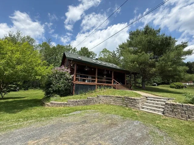 $525,000 | 25 Rogers Way, Canaan, NH 03741