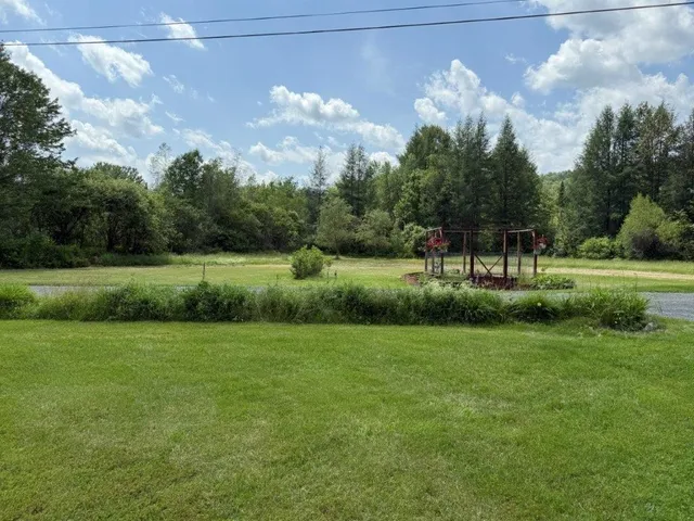 $525,000 | 25 Rogers Way, Canaan, NH 03741