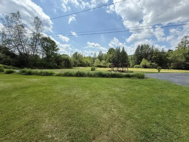 $525,000 | 25 Rogers Way, Canaan, NH 03741